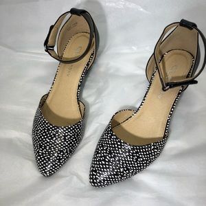 Chinese Laundry spotted wedge shoes